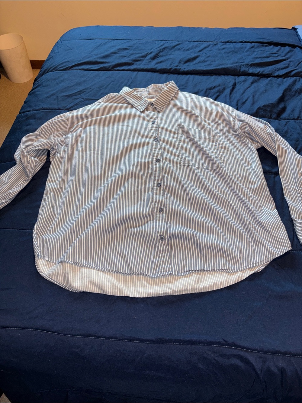 American Eagle Striped Button-Down Shirt XL Women’s Oversized Fits 1-2X (16/18)